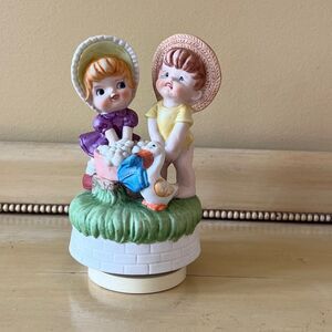 Mahuro Japan Ganz Little Cheesers Musical Figurine